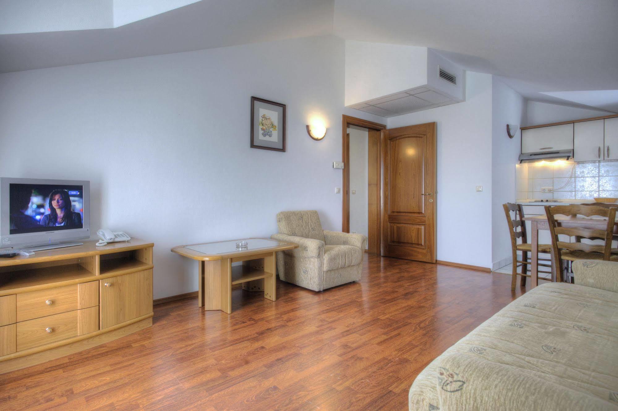 Aparthotel Zaton زاتون المظهر الخارجي الصورة